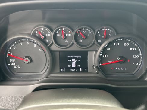 Certified 2024 Chevrolet Silverado 1500 Custom image 26