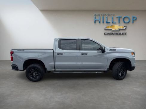 Used 2024 Chevrolet Silverado 1500 LT Trail Boss w/ Convenience Package II AWD/4WD image 4
