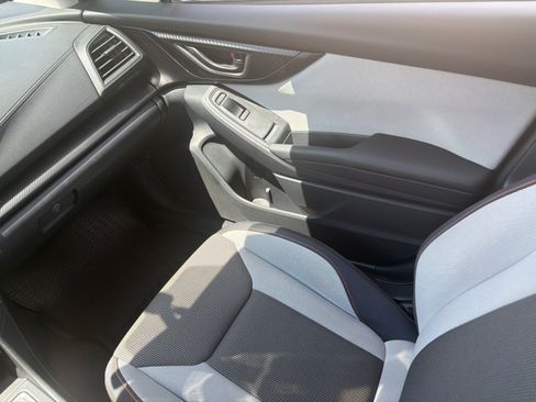 Used 2019 Subaru Crosstrek 2.0i Premium AWD/4WD image 16