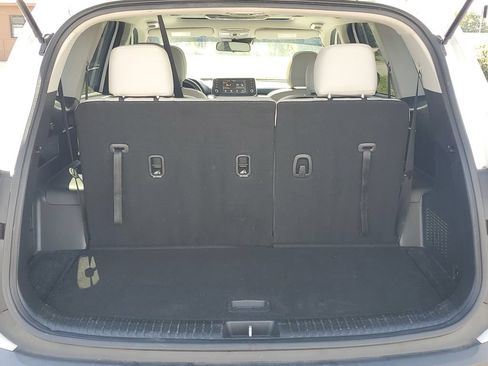 Used 2020 Kia Telluride S FWD image 32