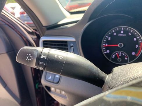 Used 2020 Kia Optima LX FWD image 25