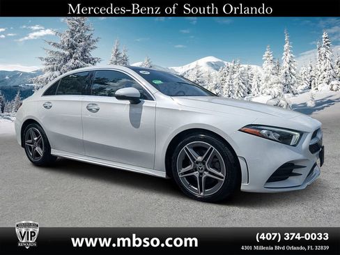 Certified 2022 Mercedes-Benz A 220 4MATIC image 1