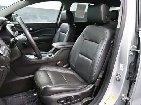 Used 2019 GMC Acadia SLT image 14