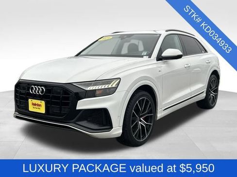 Used 2019 Audi Q8 Prestige w/ Luxury Package image 3