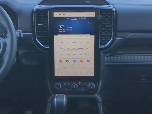 New 2025 Ford Ranger Lariat w/ FX4 Off-Road Package image 16