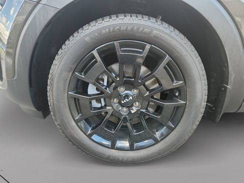 Used 2022 Kia Telluride EX w/ EX Premium Package AWD/4WD image 9