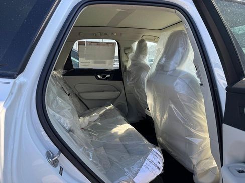 New 2026 Volvo XC60 B5 Ultra w/ Protection Package Premier image 5