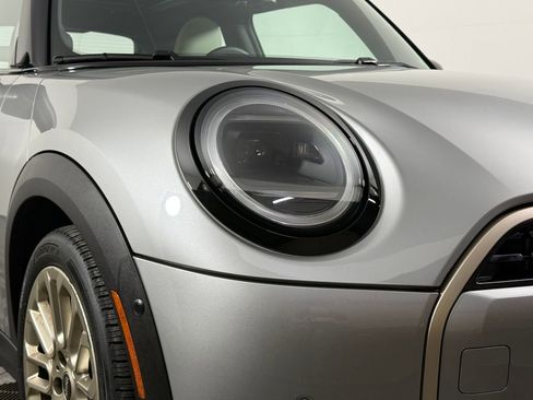 Certified 2025 MINI Cooper S image 5
