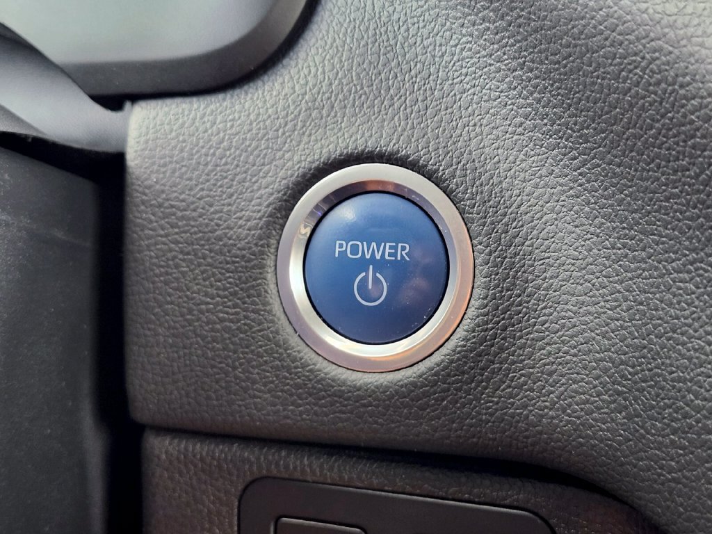 Used 2024 Toyota Tundra Limited AWD/4WD image 24