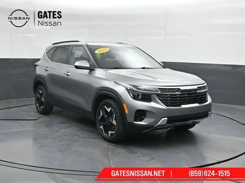 Used 2024 Kia Seltos EX AWD/4WD image 4