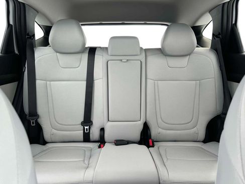 New 2025 Hyundai Tucson SEL image 16