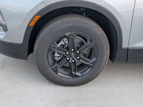 New 2026 Chevrolet Blazer LT w/ Convenience Package FWD image 4