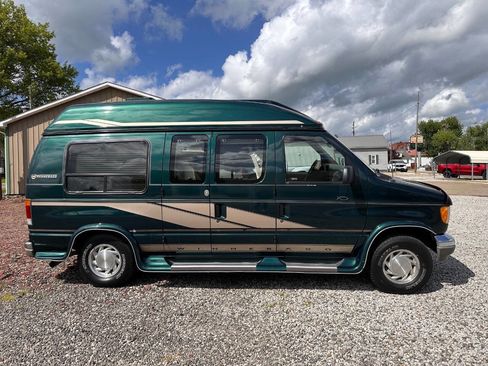Used 1994 Ford E-150 and Econoline 150 RWD image 27