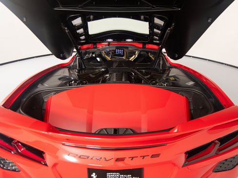 Used 2020 Chevrolet Corvette Stingray Premium Cpe w/ 3LT Preferred Equipment Group RWD image 40