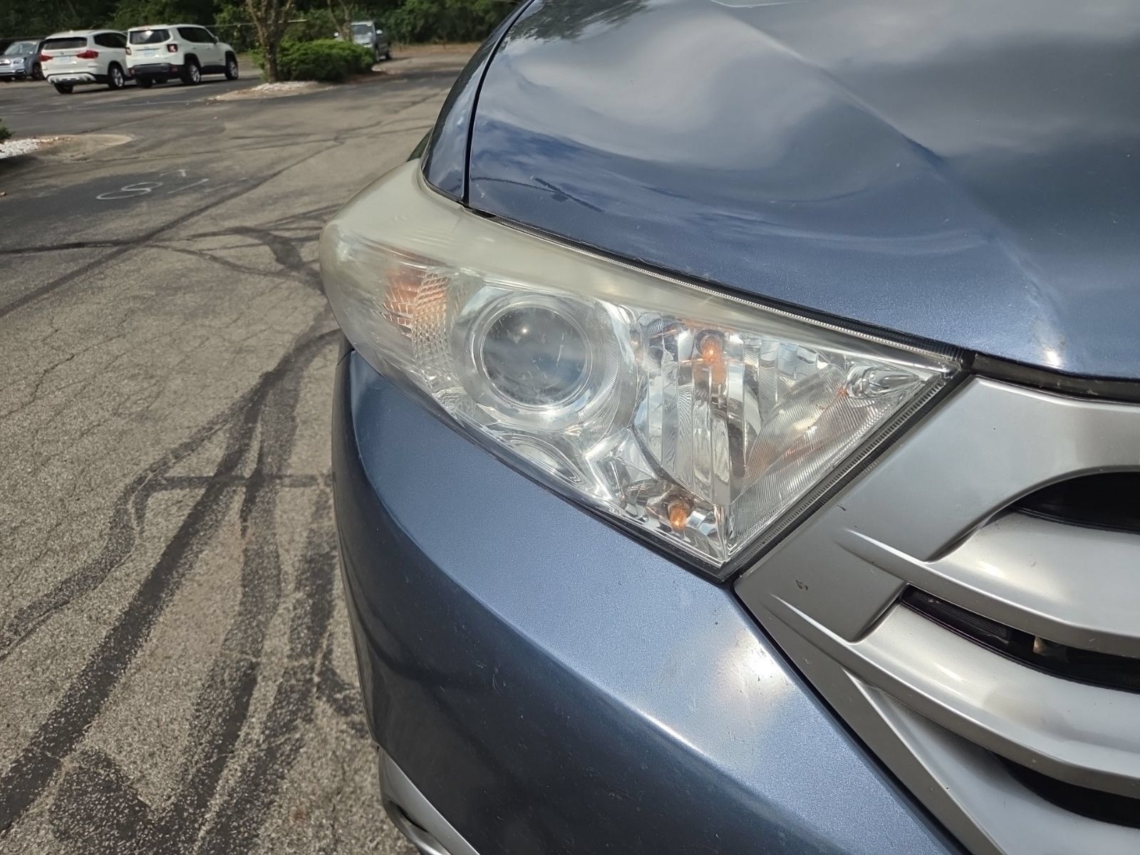 Used 2013 Toyota Highlander SE AWD/4WD image 5