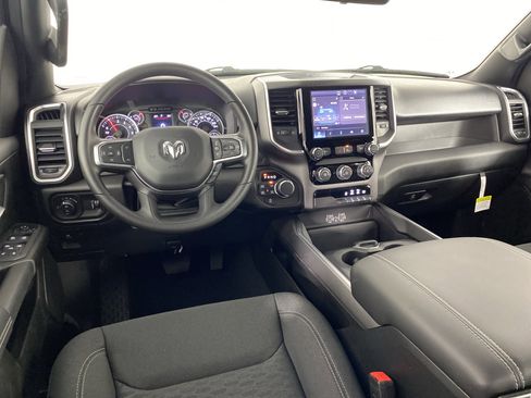 New 2026 RAM 1500 Big Horn AWD/4WD image 32