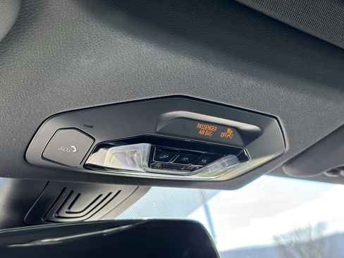 Certified 2023 BMW M440i Convertible w/ Premium Package image 28