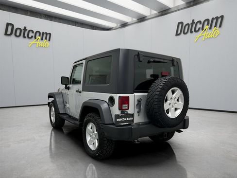 Used 2009 Jeep Wrangler X image 6