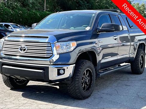 Used 2015 Toyota Tundra Limited w/ Limited Premium Package AWD/4WD image 3