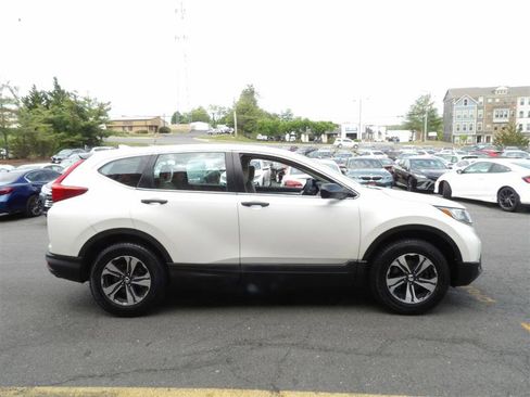 Used 2017 Honda CR-V LX image 6