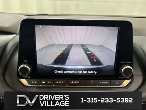 Used 2023 Nissan Rogue SV AWD/4WD image 15