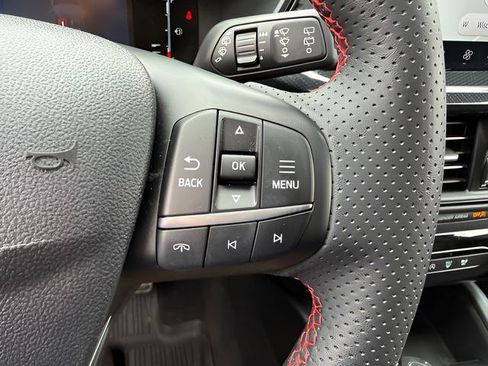 Used 2023 Ford Escape ST-Line w/ Tech Pack #1 AWD/4WD image 20
