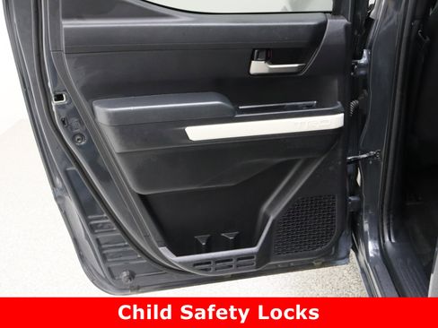 Certified 2024 Toyota Tacoma TRD Off-Road image 26