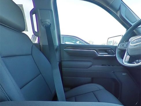 Used 2025 GMC Sierra 1500 SLT w/ SLT Premium Plus Package image 29