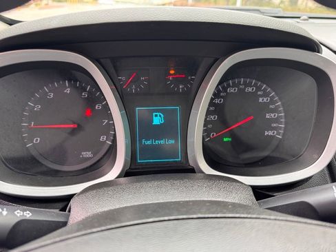 Used 2013 Chevrolet Equinox LS FWD image 14