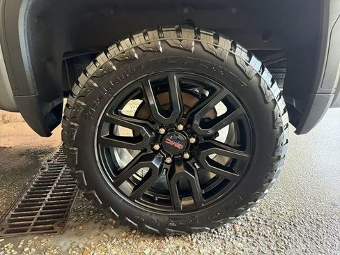 Used 2021 GMC Sierra 1500 Elevation AWD/4WD image 10