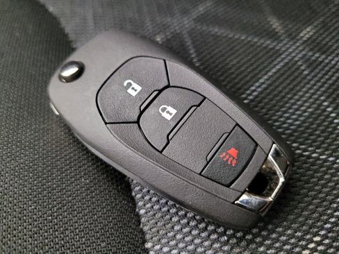 Used 2020 Chevrolet Spark LT image 32