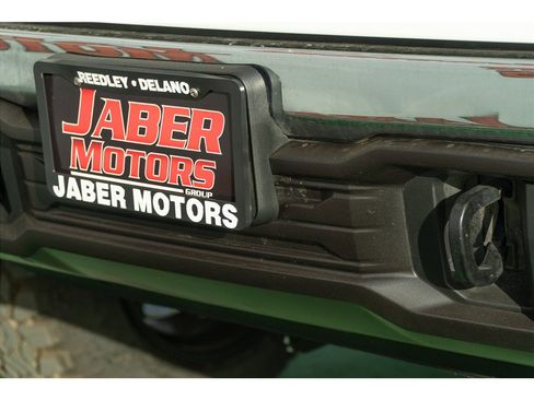 Used 2025 GMC Sierra 1500 SLT AWD/4WD image 28