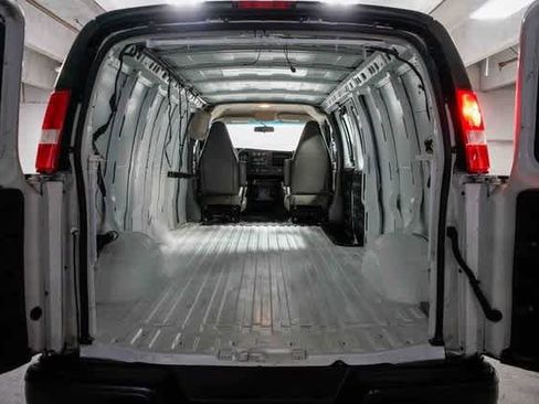 Used 2020 Chevrolet Express 2500 Extended w/ Communications Package image 25