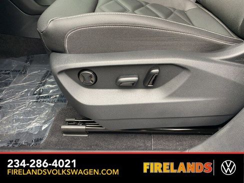 New 2026 Volkswagen Atlas SE image 26