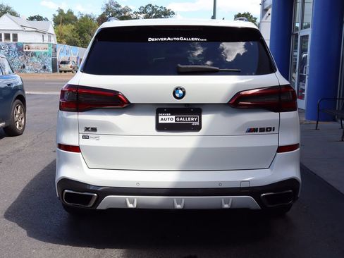 Used 2020 BMW X5 M50i w/ Premium Package AWD/4WD image 4