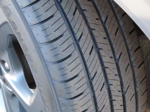 Used 2024 Ford Escape ST-Line image 8