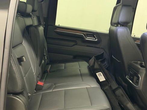 Certified 2024 GMC Sierra 3500 Denali w/ Technology Package image 30