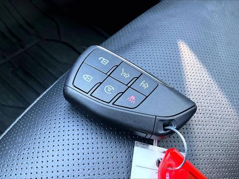 Used 2025 GMC Yukon Elevation w/ LPO, Elevation Black Package image 15