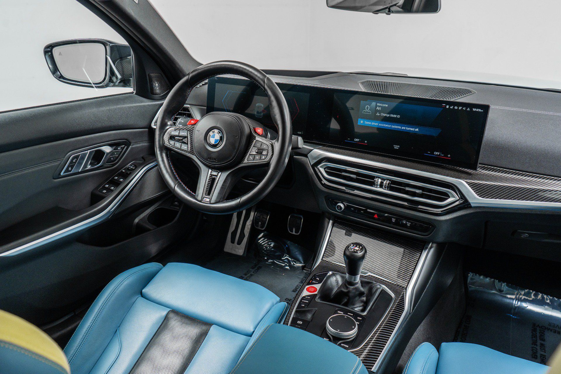 Used 2023 BMW M3 w/ M Carbon Exterior Package RWD image 29