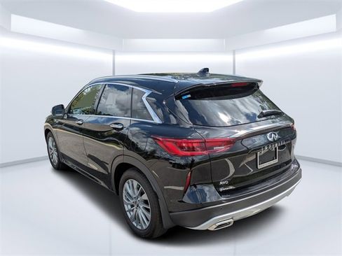 New 2025 INFINITI QX50 Luxe image 5