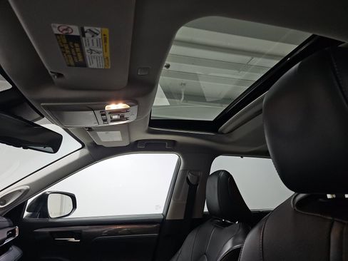 Used 2022 Toyota Highlander Limited image 14