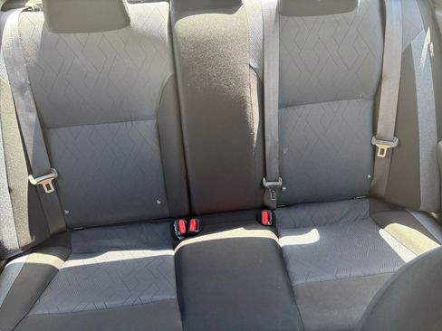 Used 2025 Nissan Versa SV FWD image 36