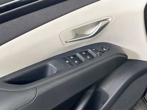 Used 2023 Hyundai Tucson SEL w/ Convenience Package image 17