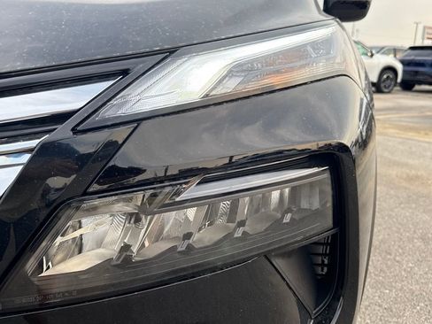 New 2026 Nissan Rogue SV image 9