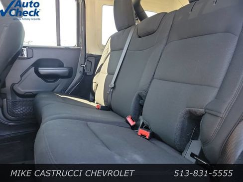 Used 2019 Jeep Wrangler Unlimited Sport S AWD/4WD image 21