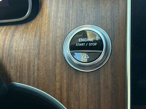 Certified 2022 Mercedes-Benz C 300 Sedan image 27