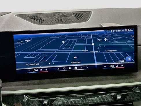 Used 2024 BMW X7 xDrive40i AWD/4WD image 14