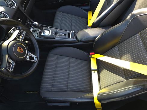 Used 2023 Porsche 718 Boxster image 16