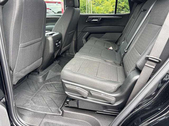 Used 2026 Chevrolet Tahoe LS w/ LPO, Dark Essentials Package AWD/4WD image 10
