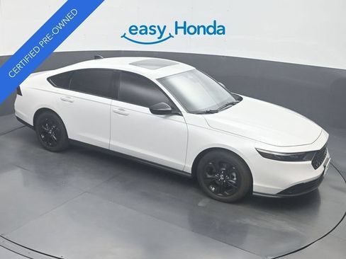Certified 2025 Honda Accord SE image 19